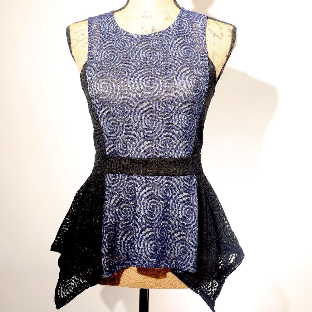 BCBGMAXAZRIA Seren Lace Peplum Contrast Top